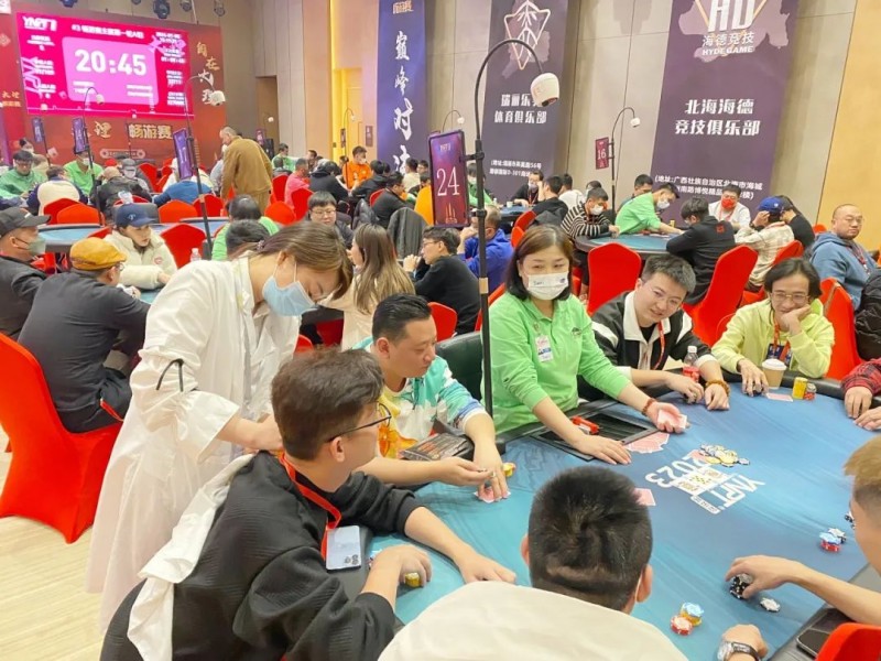 【WPT扑克】彩云杯畅游赛大理站主赛开拔！A组吸引129人参赛35人晋级！杨宗儒装袋31.4万记分牌成CL