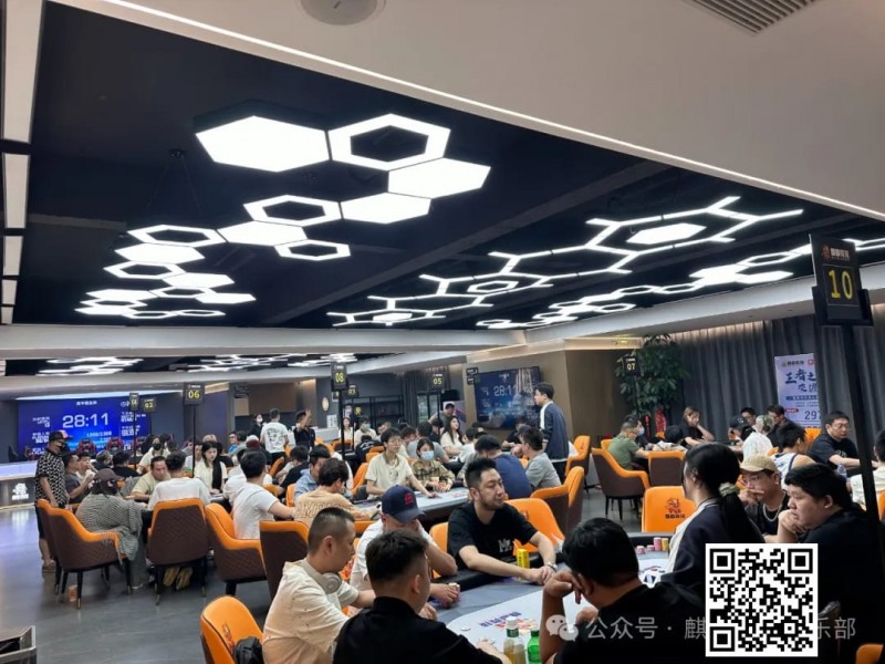 【WPT扑克】麒麟竞技周年赛丨叶昆选手以1275000记分牌成为复赛领跑者！